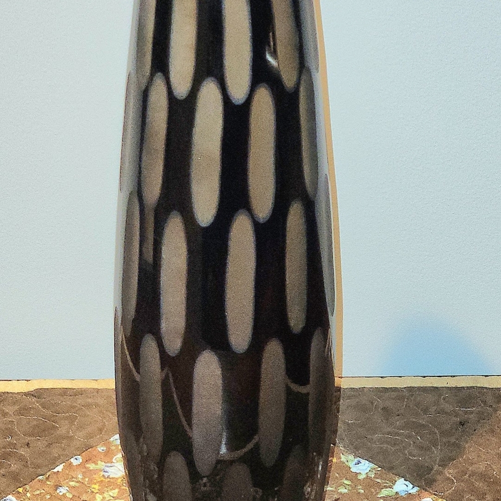 Vintage Mid-Century Modern Art Glass "Cased Cut" Black/Amber Vase